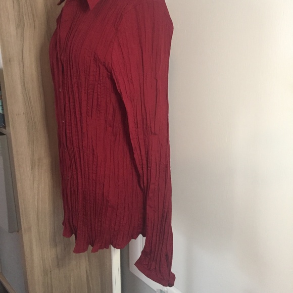Apt. 9 Maroon Crinkle Long Sleeve Button Up - Picture 4 of 8